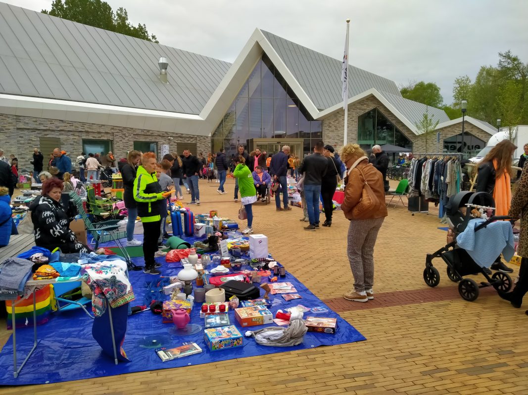 Koningsdag Dorpshuis Zwanenburg Halfweg